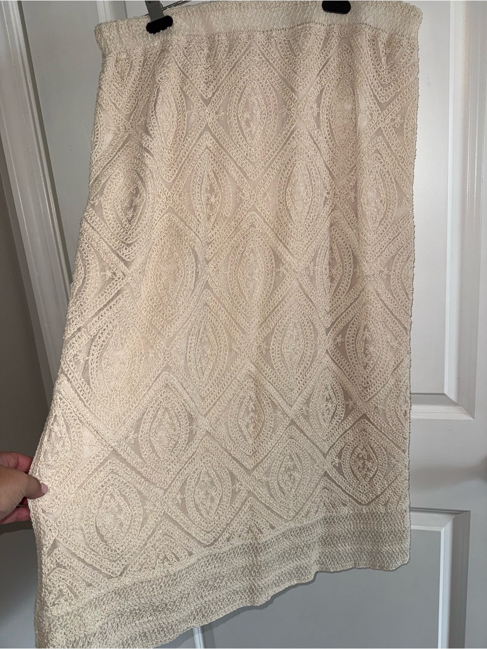 Cream Textured Midi Skirt - Picture 2 of 12